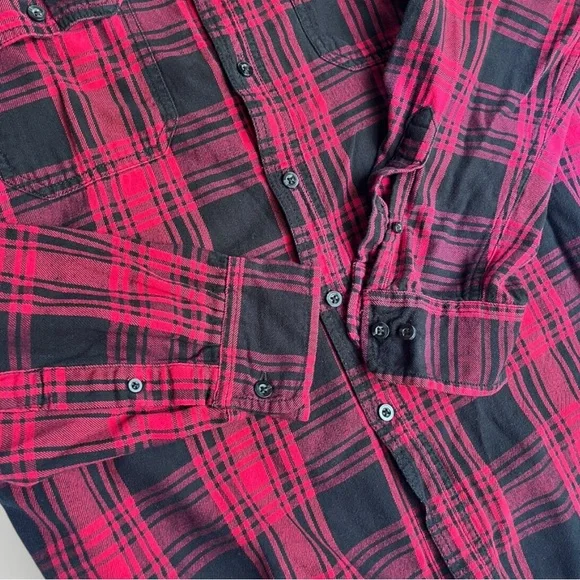 Faded Glory Flannel Red/Black Plaid Button Down Shirt - Picture 3 of 11